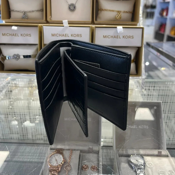 Michael Kors Rivington Billfold Wallet With Passcase 36F4LRVF2U - Picture 6 of 9